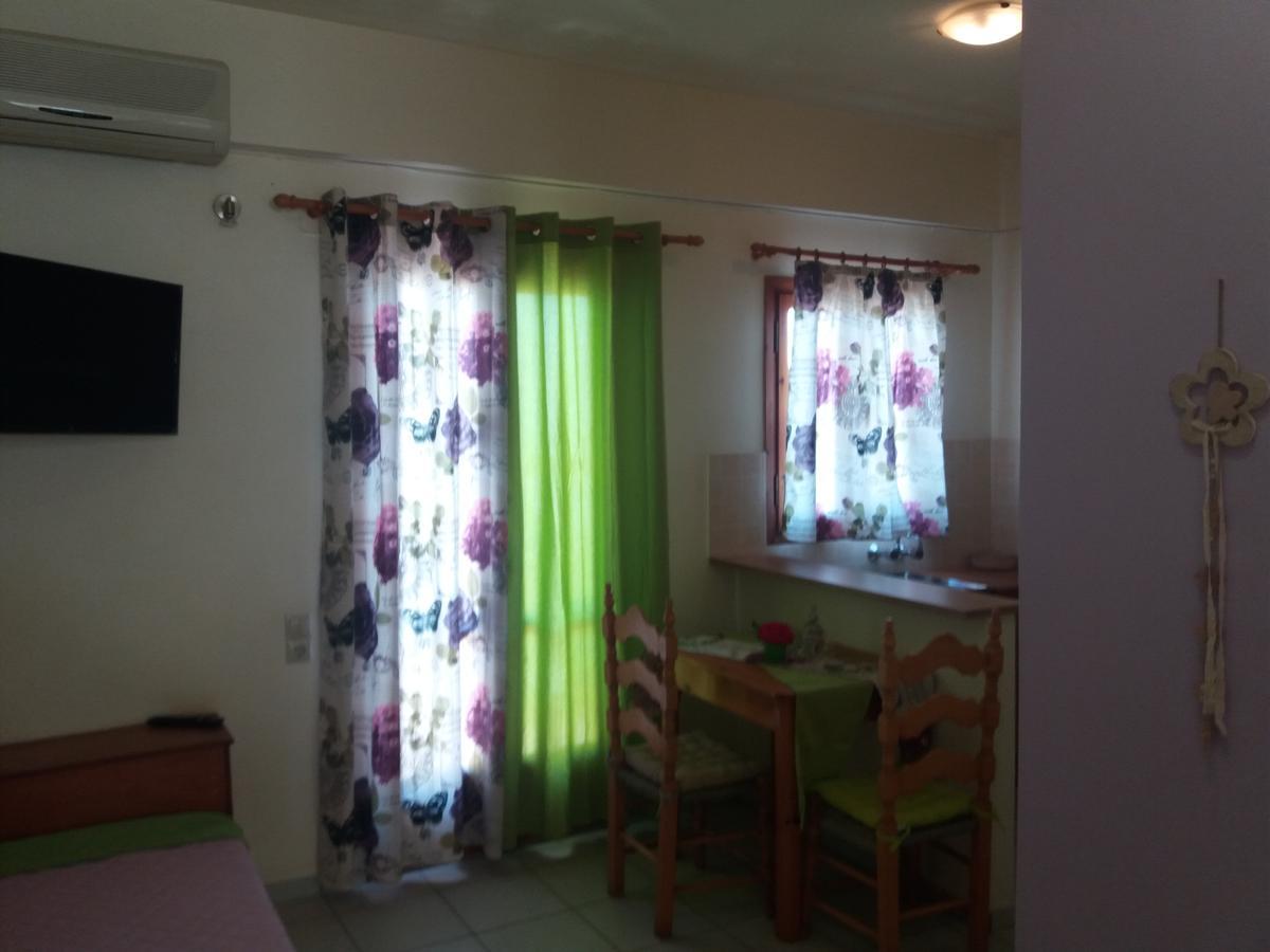 Lia Sofia Apartments Sztalída Kültér fotó