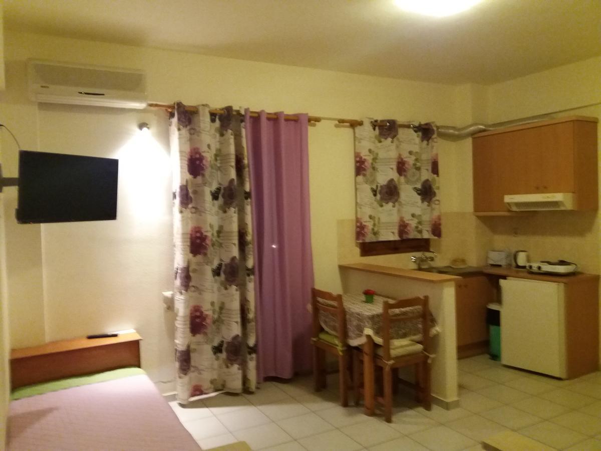Lia Sofia Apartments Sztalída Kültér fotó